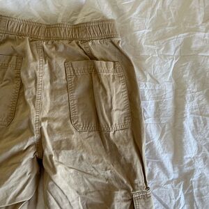 Abercrombie & Fitch Tan Cargo Pants - Size 28
